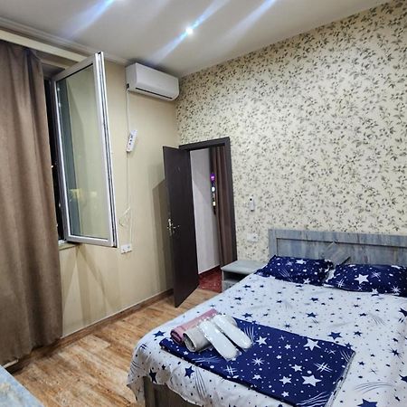 Hotel ,,Mega" Tbilisi Bagian luar foto