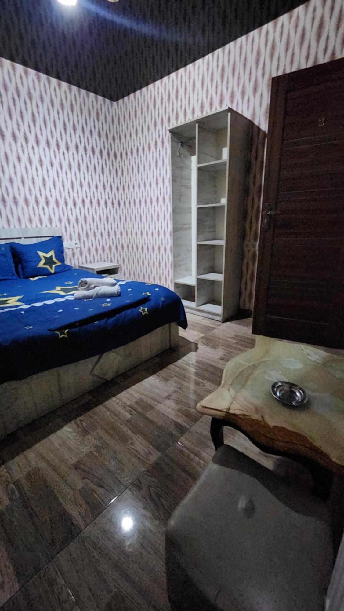 Hotel ,,Mega" Tbilisi Bagian luar foto