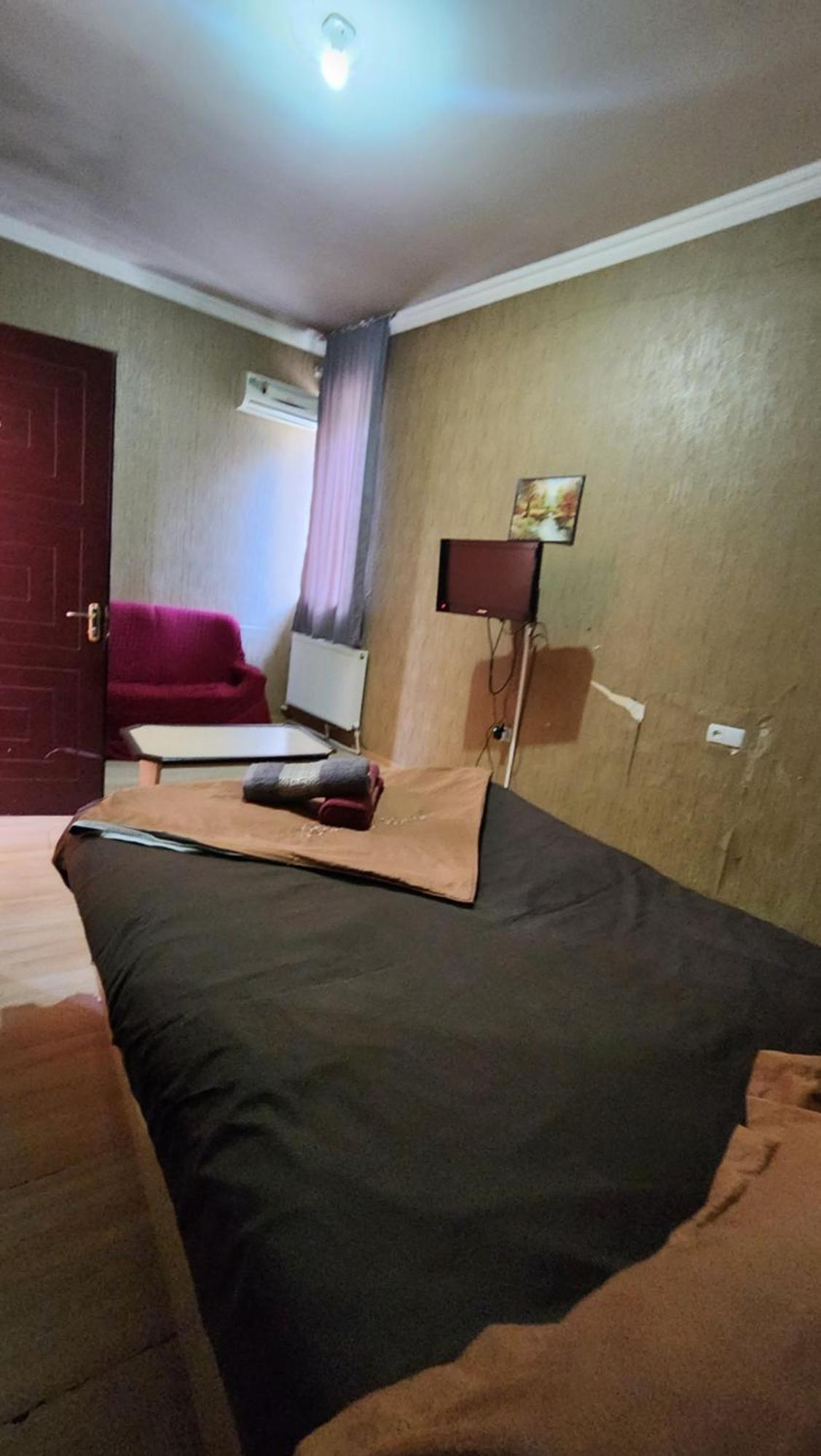 Hotel ,,Mega" Tbilisi Bagian luar foto