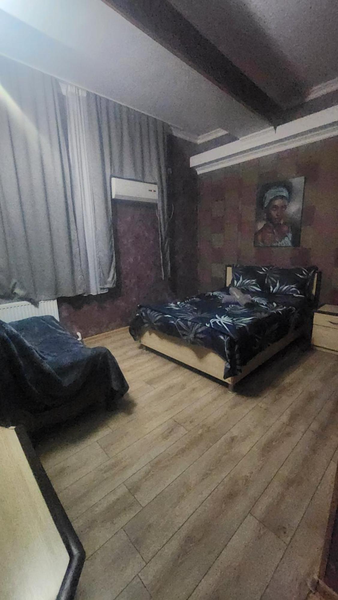 Hotel ,,Mega" Tbilisi Bagian luar foto