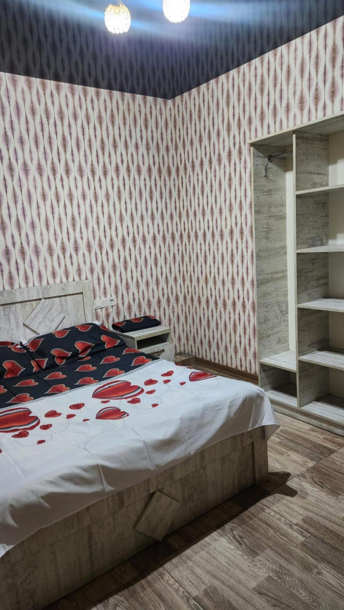Hotel ,,Mega" Tbilisi Bagian luar foto