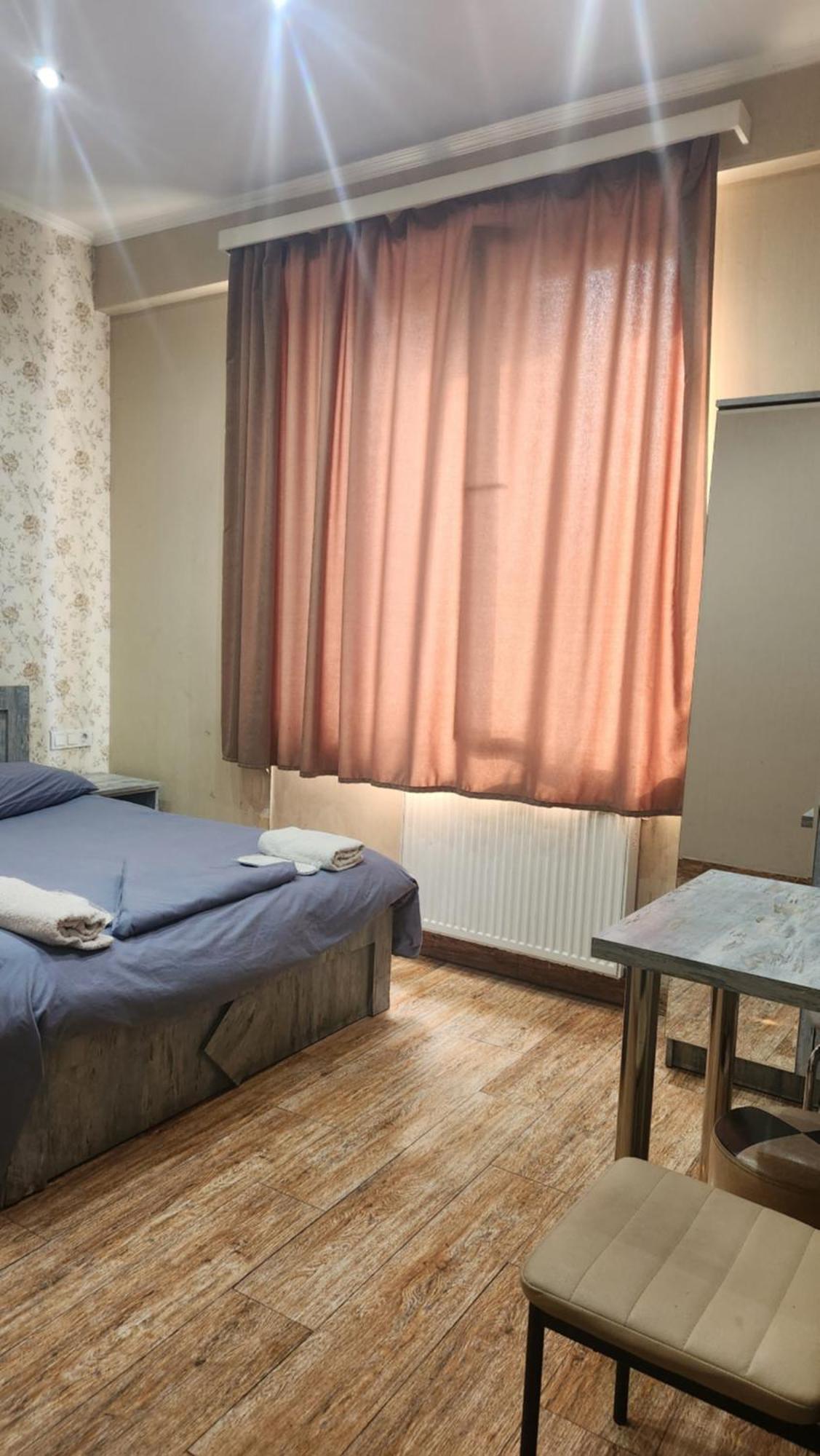 Hotel ,,Mega" Tbilisi Bagian luar foto