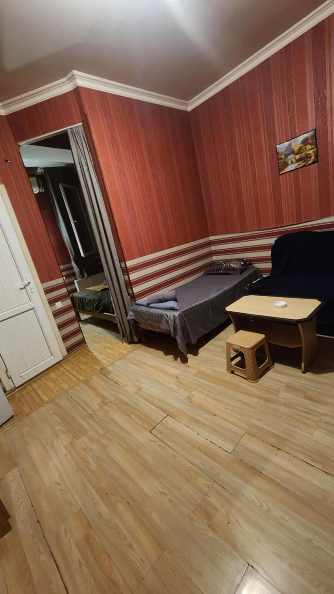 Hotel ,,Mega" Tbilisi Bagian luar foto